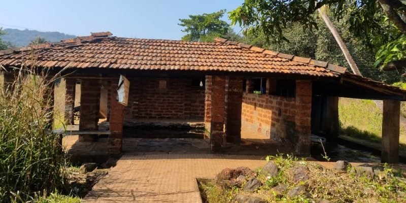 गरम पाण्याचे कुंड १